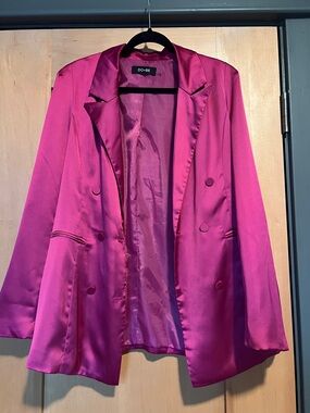 DO+BE Hot Pink Satin Double-Breasted Blazer